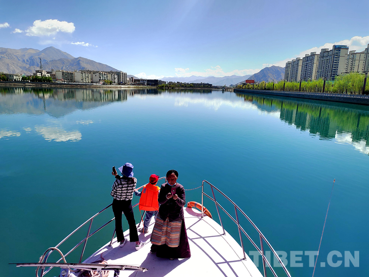 西藏：让天更蓝 山更绿 水更清